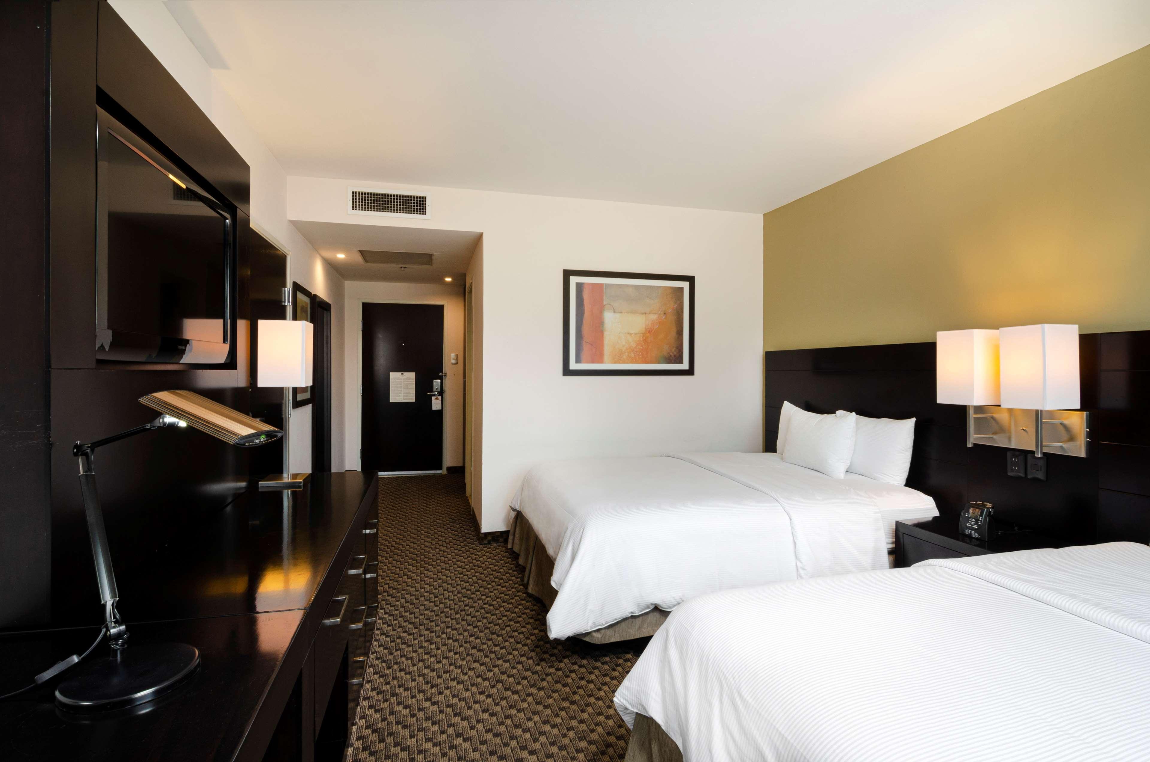 Hotel Doubletree By Hilton Querétaro Exteriér fotografie