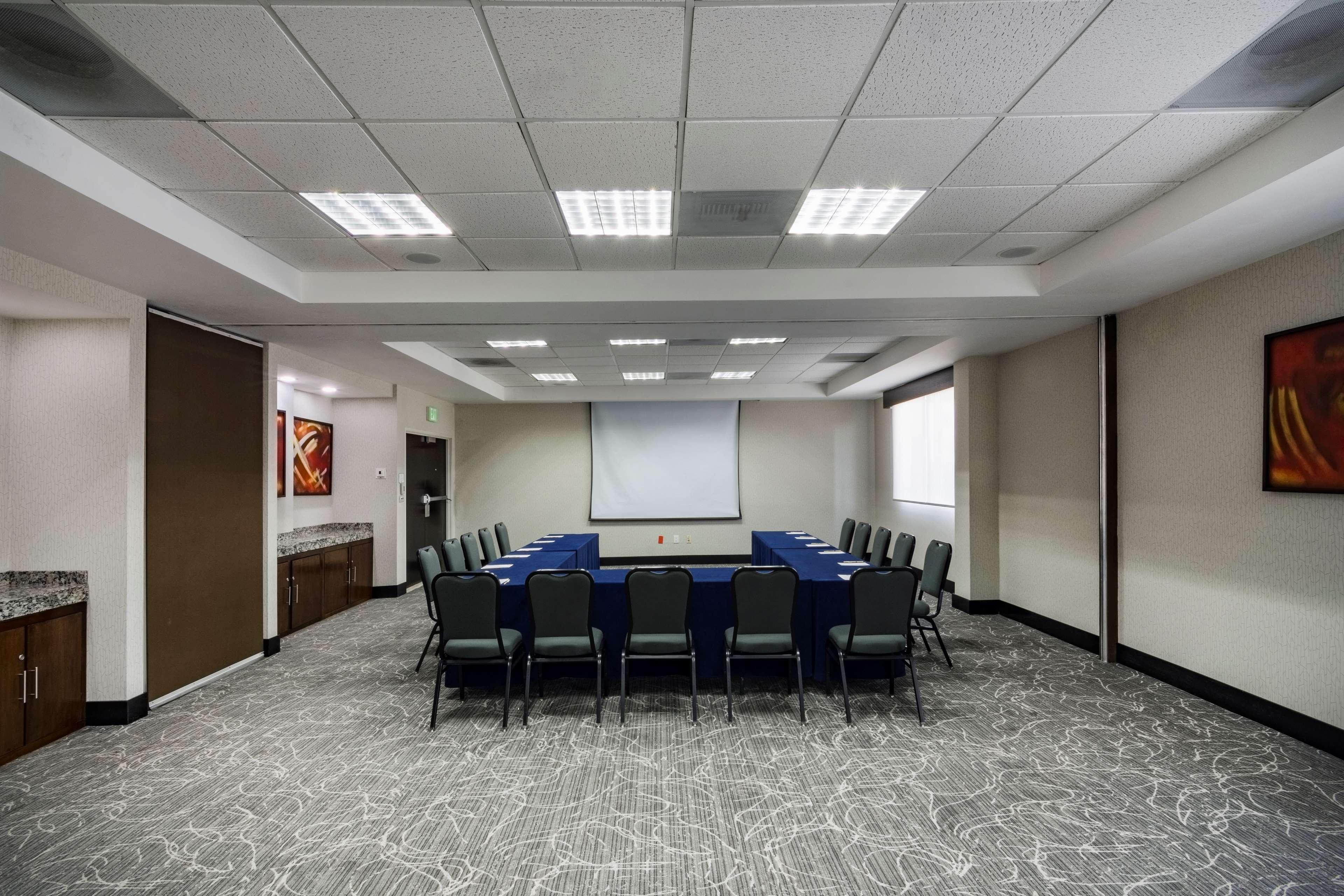 Hotel Doubletree By Hilton Querétaro Exteriér fotografie