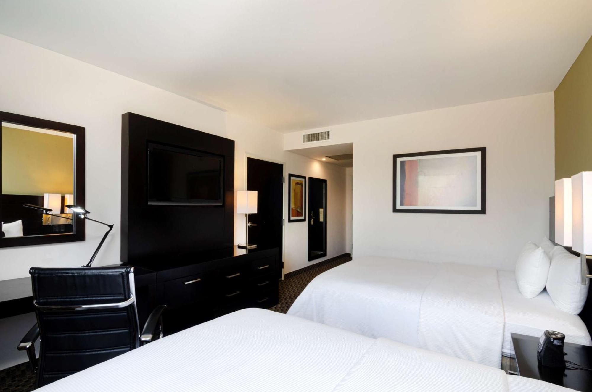 Hotel Doubletree By Hilton Querétaro Exteriér fotografie