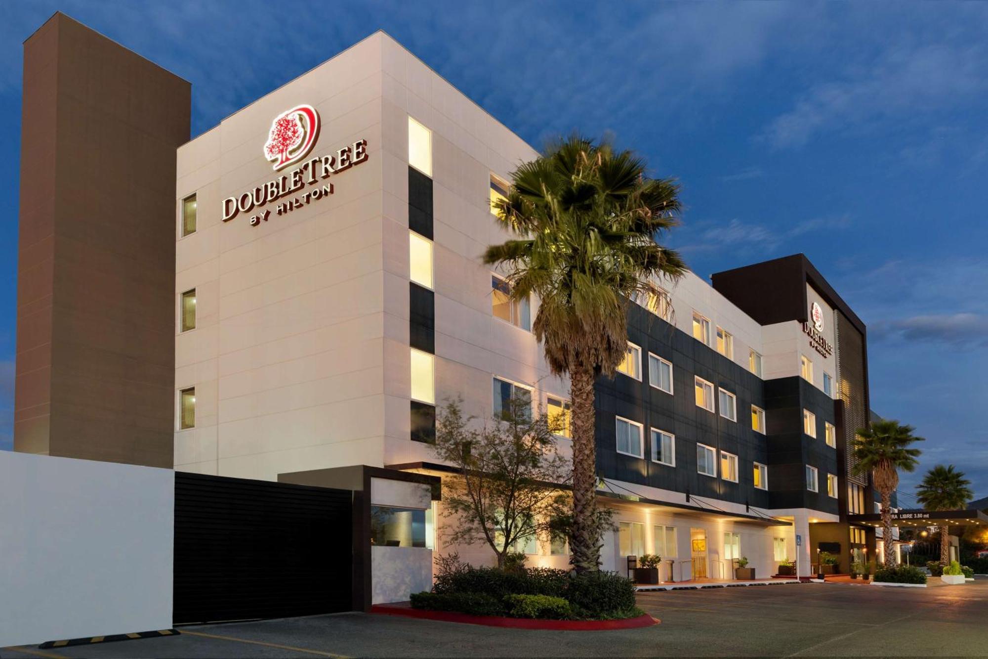 Hotel Doubletree By Hilton Querétaro Exteriér fotografie