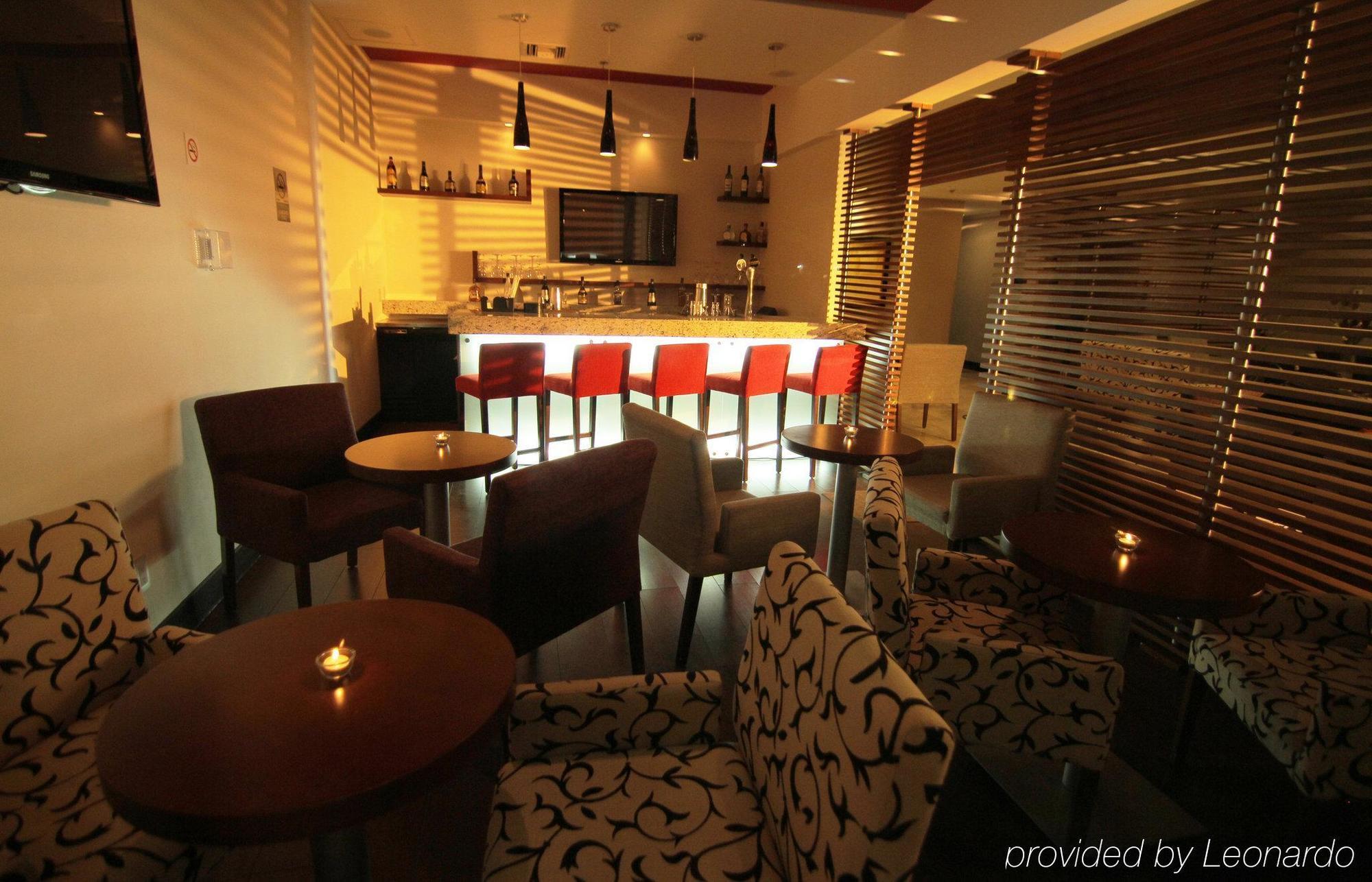 Hotel Doubletree By Hilton Querétaro Exteriér fotografie
